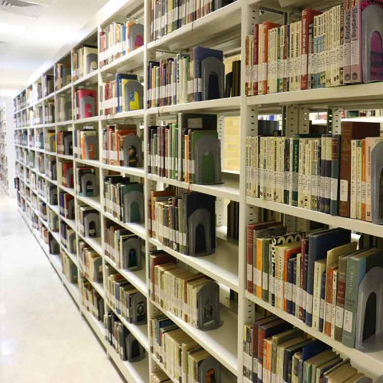 کتابخانه و مرکز اسناد دانشگاه مفید